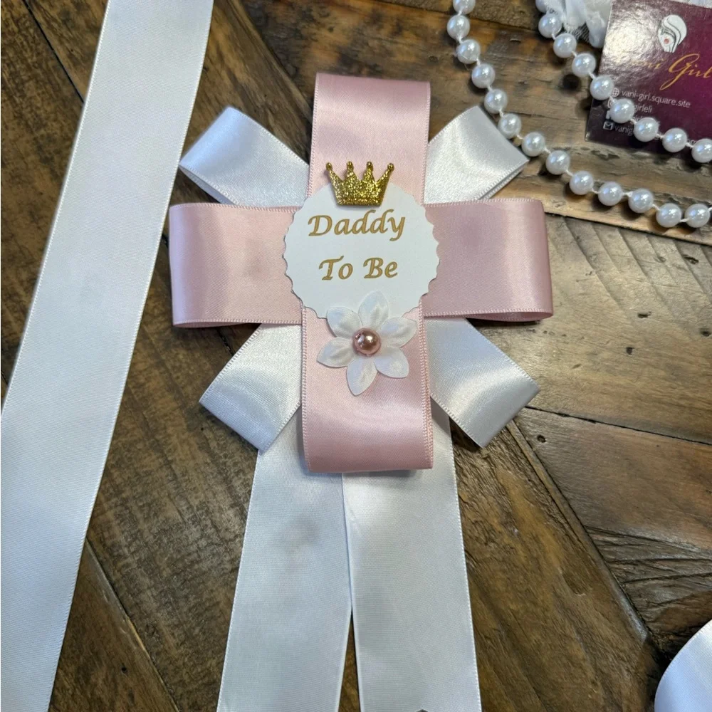 Elegant Pink and White Floral Belt for Kids